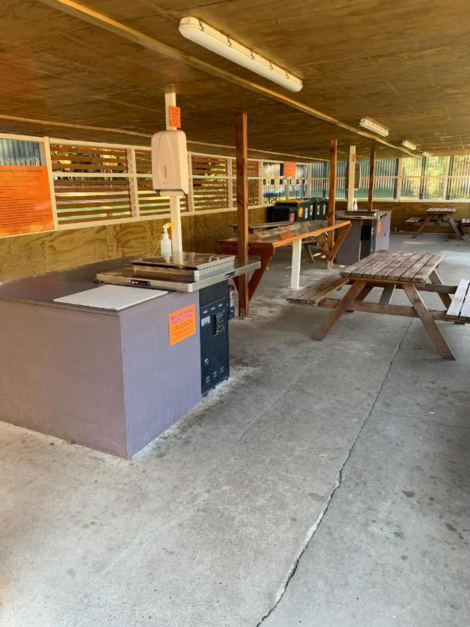 Sapphire Springs Holiday Park And Thermal Pools Katikati Exteriör bild